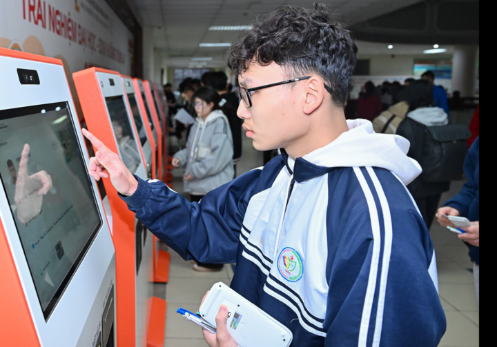 Điểm cao nhất kỳ thi đánh giá tư duy Đại học Bách khoa đợt 1 năm 2026 là 96,10/100. Thủ khoa của đợt 1 năm 2026 đến từ Trường THPT Hưng Nhân, tỉnh Hưng Yên. (Ảnh minh hoạ: HUST)