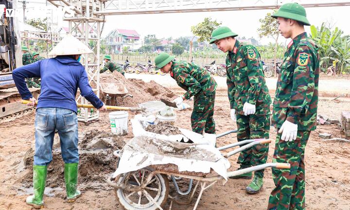 Ấm áp 'Tết Quân Dân' trên xã đảo Minh Châu - 3