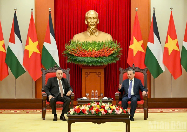 Tổng Bí thư Tô Lâm tiếp Chủ tịch Hạ viện Jordan Mazen Turki El Qadi. (Ảnh: nhandan.vn)