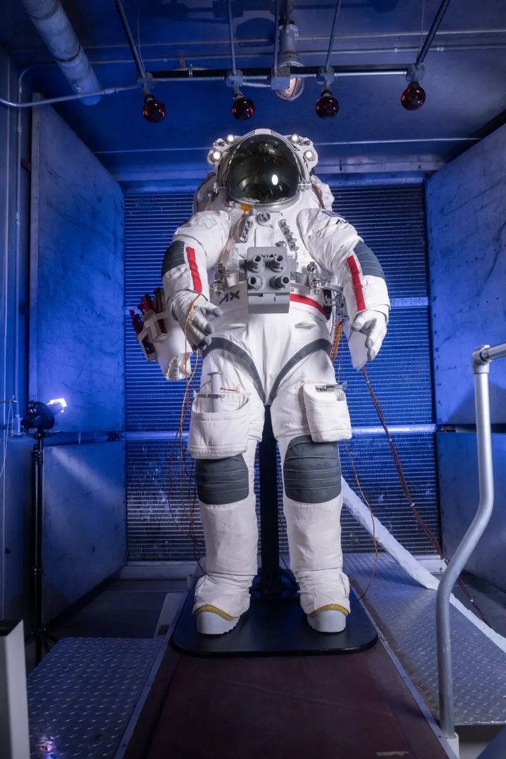 Bộ đồ du hành vũ trụ mới của Axiom mang đến sự linh hoạt và thoải mái, chắc chắn sẽ làm hài lòng các phi hành gia.