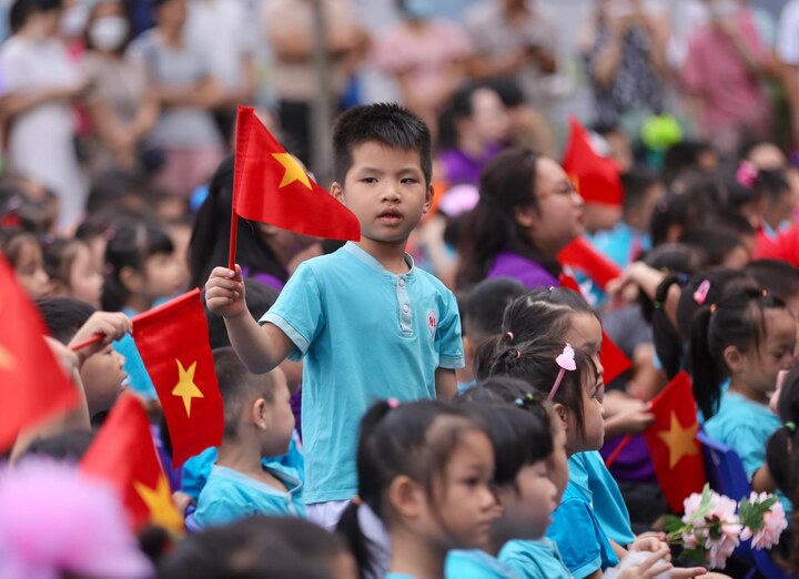 Thời gian nghỉ Tết Nguyên Đán giữa học sinh các tỉnh, thành dao động từ 9 đến 14 ngày tùy theo từng khu vực. (Ảnh minh hoạ)