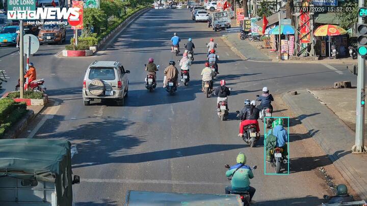 Tuyến đường đi của 2 tên cướp ngân hàng do camera an ninh ghi lại.