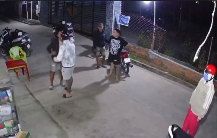 Hiện trường vụ việc (ảnh cắt clip).