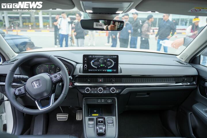 Honda CR-V hybrid 2026 chốt giá bán từ 1,17 tỷ đồng - 2