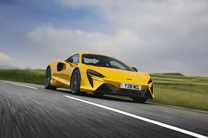 Siêu xe McLaren Artura.