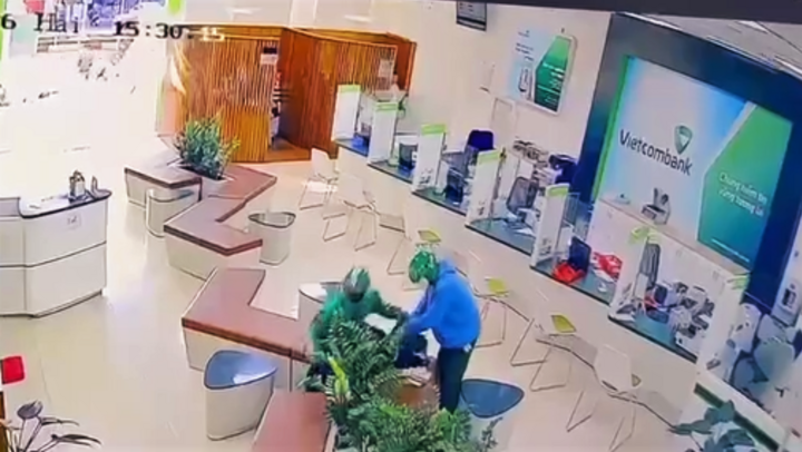 Hiện trường vụ cướp ngân hàng Vietcombank tại Gia Lai vào ngày 19/1