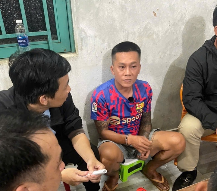 Phạm Anh Tài (Tài “đen”) đang trốn truy nã về tội Giết người là kẻ chủ mưu vụ cướp ngân hàng ở Gia Lai.