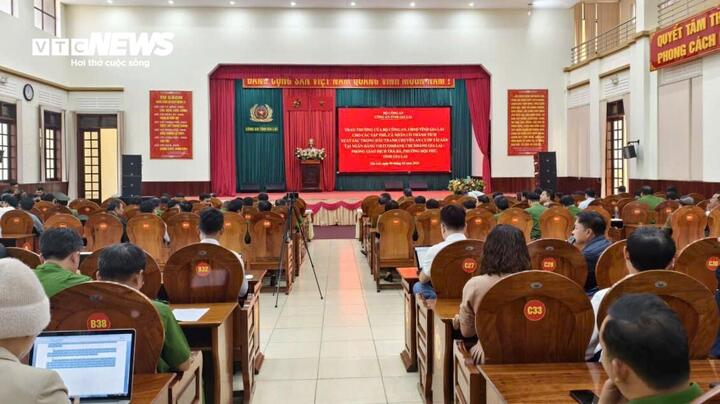 9h ngày 6/2, thực hiện chỉ đạo của lãnh đạo Bộ Công an, Công an tỉnh Gia Lai tổ chức họp báo chính thức công bố thông tin liên quan vụ cướp hơn 1,8 tỷ đồng tại Phòng giao dịch Trà Bá - Ngân hàng Vietcombank tại Gia Lai, gây xôn xao dư luận cả nước trong những ngày qua.