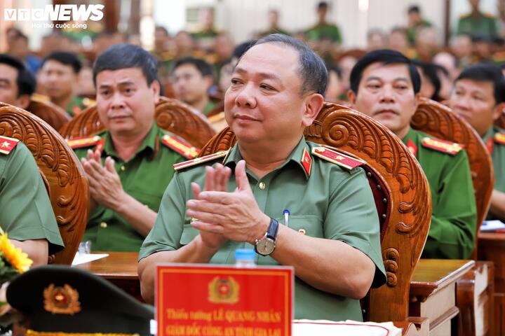 Thiếu tướng Lê Quang Nhân, Giám đốc Công an tỉnh Gia Lai chia sẻ, những ý kiến chỉ đạo đã đánh giá đúng tính chất đặc biệt nghiêm trọng của vụ án, thu hút sự theo dõi, chú ý của dư luận cả nước, đây cũng là vụ cướp ngân hàng xảy ra lần đầu trên địa bàn tỉnh.