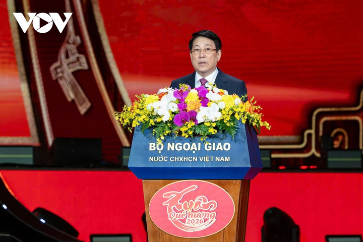 Chủ tịch nước Lương Cường phát biểu tại chương trình Xuân Quê hương 2026.