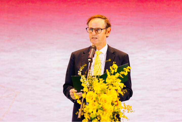 Ông Richard Mark Leech – Phó Tổng Giám đốc Công ty Cổ phần Địa ốc Phú Long - phát biểu.