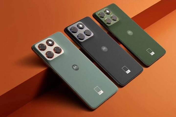 Motorola Edge 70'in kalınlığı 6 mm'dir.