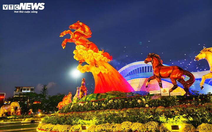 Theo Sở VH-TT&DL Gia Lai, hình ảnh linh vật chính của công trình năm nay được Gia Lai lấy ý tưởng từ hình tượng ngựa chiến của Thánh Gióng cưỡi trên đám mây, thể hiện lòng yêu nước, hiên ngang và quật cường.