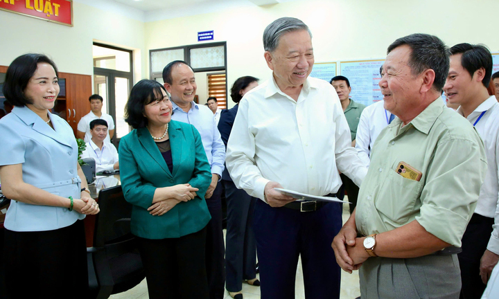 Tổng Bí thư Tô Lâm đến thăm, kiểm tra hoạt động của chính quyền địa phương hai cấp tại xã Phúc Thịnh (Hà Nội) ngày 1/7/2025. (Ảnh: Như Ý)