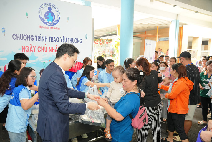 Hành trình thiện nguyện ấm áp của Shinhan Life dành cho trẻ em dịp Tết - 1