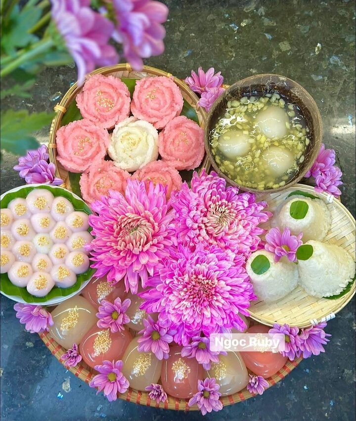 Mẹ đảm Hà Nội gây sốt mạng khi 'nhật ký' những mâm lễ cúng 365 ngày qua - 5