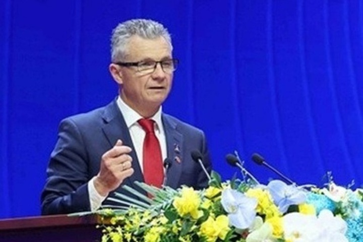 dong bo truong australia-1.jpg