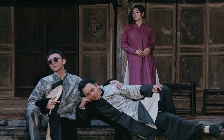 Gần đây nhất, cô xuất hiện trong MV "Mục hạ vô nhân" của ca sĩ Soobin, Binz và NSND Huỳnh Tú.