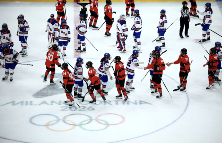 Mỹ chiến thắng áp đảo 5-0 Canada ở vòng bảng nữ. (Nguồn: Reuters)