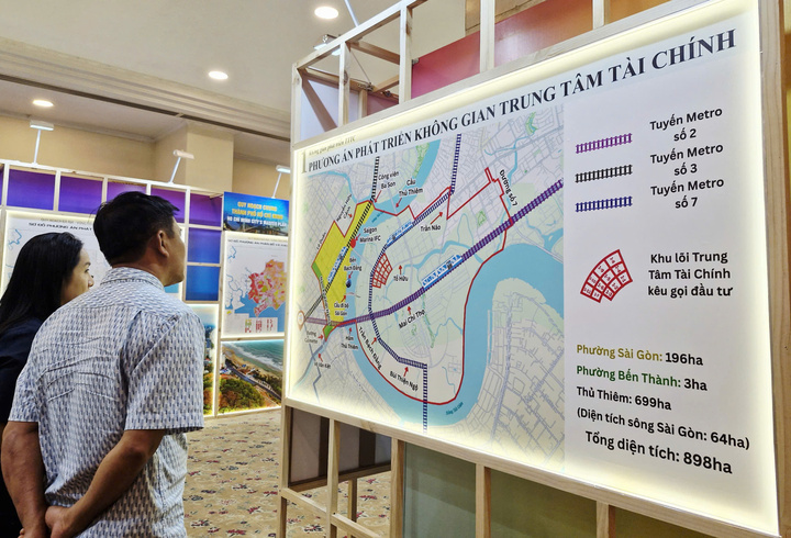 Trung tâm tài chính quốc tế tại TP.HCM có quy mô 898 ha, bao quanh sông Sài Gòn, trải rộng trên các phường Sài Gòn, Bến Thành, khu đô thị mới Thủ Thiêm.