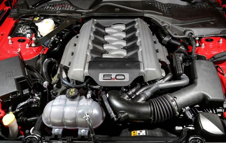 Động cơ V6 hay V8 tốt hơn? - 1