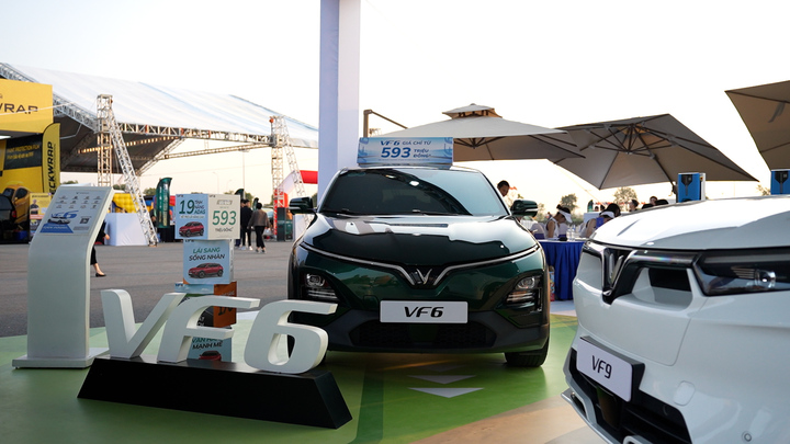 Xu hướng chuyển dịch và sự bùng nổ của xe điện - 4