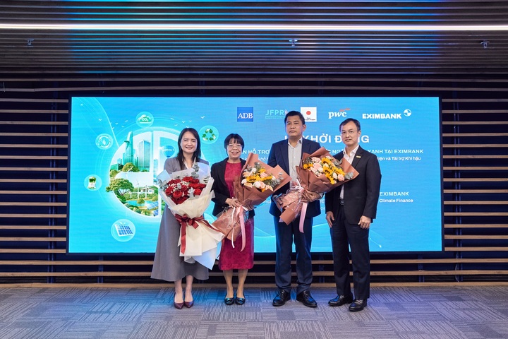 Lễ Khởi động “Chương trình hỗ trợ nâng cao năng lực ngân hàng xanh tại Eximbank được tổ chức với sự đồng hành của ADB và PwC”.