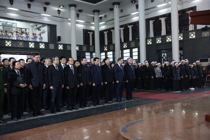 Lễ truy điệu đồng chí Đoàn Duy Thành.