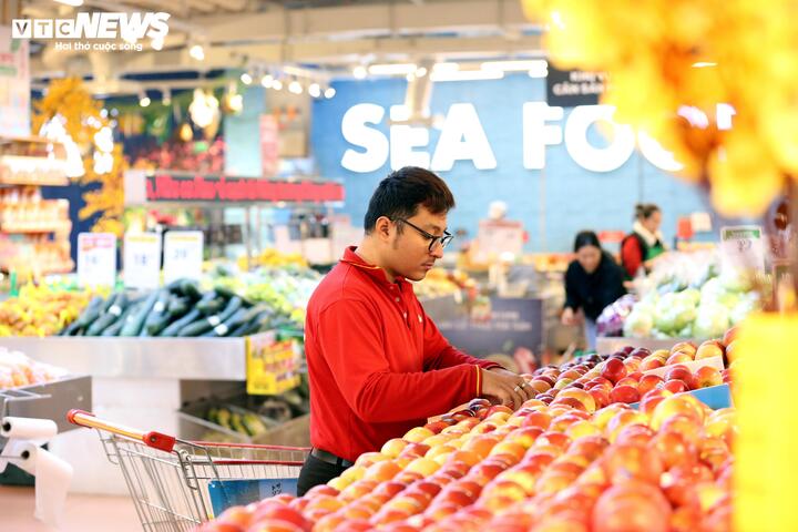 WinMart nghỉ Tết 3 ngày, bán lại từ mùng 4.