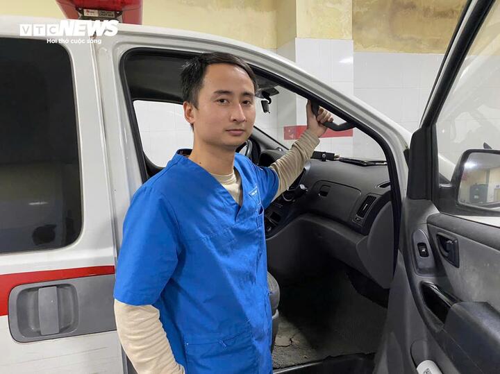 Y sĩ Nguyễn Đình Hoàng: Năm mới của người làm cấp cứu bắt đầu bằng việc bệnh nhân an toàn.