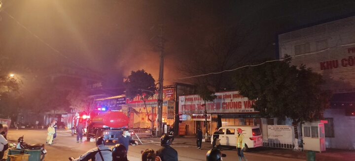 Hiện trường vụ cháy khiến 1 nam thiếu niên tử vong.