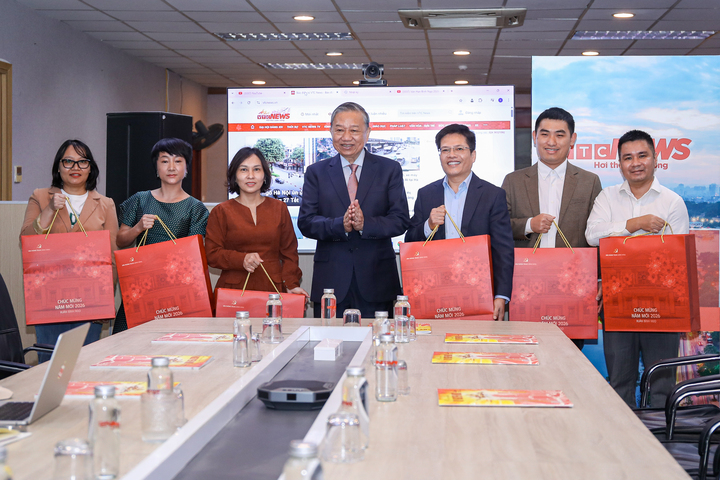 Tổng Bí thư Tô Lâm thăm chúc Tết 2 cơ quan báo chí chủ lực VOV và VTV - 17