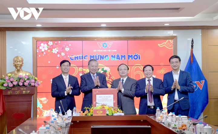 Tổng Bí thư Tô Lâm thăm chúc Tết 2 cơ quan báo chí chủ lực VOV và VTV - 7