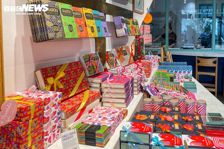 Mỗi mùa Valentine, socola luôn nằm trong nhóm quà tặng bán chạy nhất.