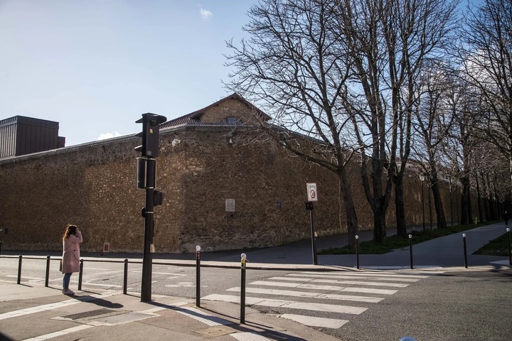 Nhà tù Prison de la Santé ở Paris, nơi Jean-Luc Brunel từng bị giam giữ. (Ảnh: Christophe Petit Tesson/EPA/Shutterstock)