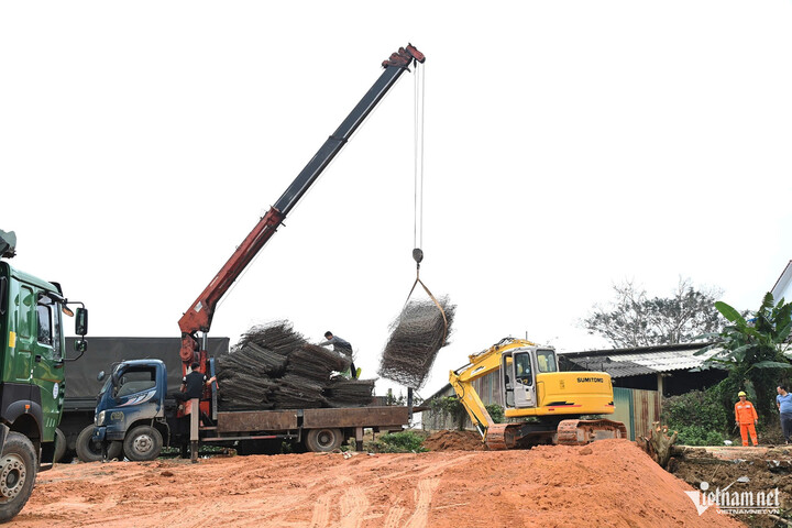 Hình ảnh mới nhất về cầu phao bắc qua sông Lô - 3