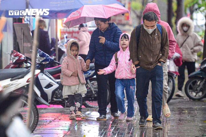 Chiều tối và đêm mùng 1 Tết, không khí lạnh tăng cường mạnh hơn xuống miền Bắc. (Ảnh minh hoạ: Viên Minh)