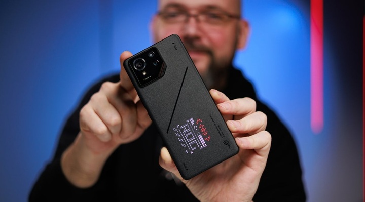 ROG Phone 9 Pro có thiết kế vô cùng ấn tượng. (Ảnh: Phone Arena)