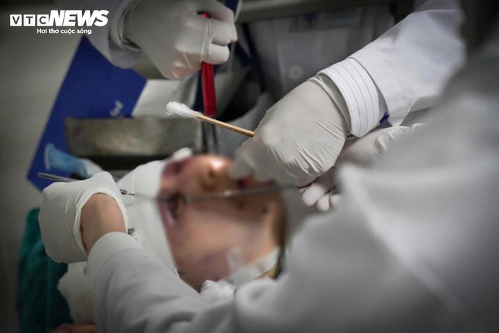 Nhiều ca đa chấn thương đòi hỏi sự phối hợp chặt chẽ giữa các chuyên khoa và kết nối nhanh với tuyến dưới để chuyển tuyến, hỗ trợ kịp thời.