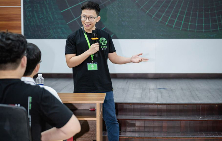 Trại hè PiMA - chương trình do TS Cấn Trần Thành Trung cùng các cộng sự tổ chức bằng nguồn học bổng cá nhân. Ảnh: NVCC