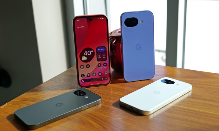 Pixel 10a với mức giá 499 USD, tiếp tục khẳng định vị thế của Google trong phân khúc smartphone tầm trung. (Nguồn: Engadget)