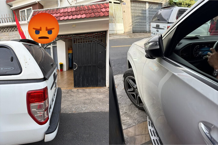 Vì cố lách qua chiếc Ford Ranger đỗ chắn cửa, chiếc Mercedes-Benz GLS 450 bị trầy xước gương xe. Ảnh: NVCC