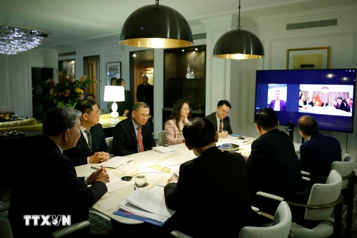 Ngày 18/2, Tổng Bí thư Tô Lâm đã điện đàm với Thượng nghị sĩ Bill Hagerty, thành viên Ủy ban Đối ngoại và Ủy ban Chuẩn chi, Thượng viện Hoa Kỳ. Thượng nghị sĩ Bill Hagerty cho rằng hai bên đã đạt được nhiều tiến triển quan trọng trong đàm phán Hiệp định thương mại đối ứng, công bằng và cân bằng; tin tưởng với tinh thần cởi mở, thẳng thắn và tôn trọng lẫn nhau, hai bên sẽ sớm hoàn tất hiệp định. (Ảnh: TTXVN)