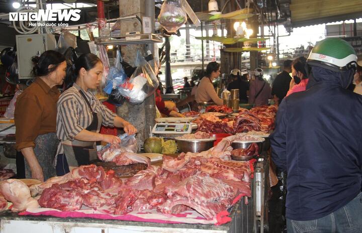 Giá thị lợn sáng 22/2 (ngày 6 Tết) đã giảm nhẹ so với ngày 3-4 Tết.