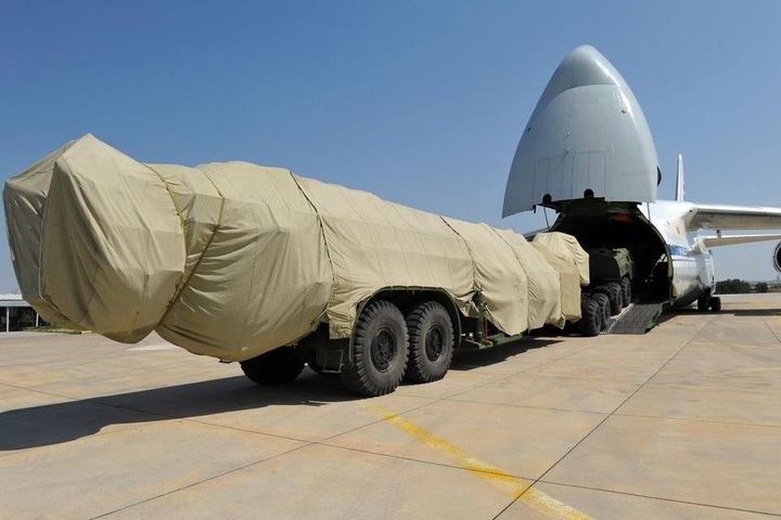 S-400 được chuyển giao cho Thổ Nhĩ Kỳ. Ảnh Forbes