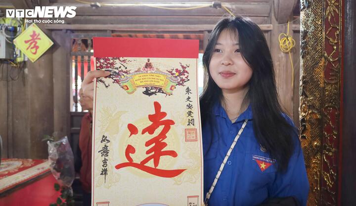 Về đền thờ thầy giáo Chu Văn An - 'Vạn thế sư biểu' ở Hải Phòng xin chữ đầu năm - 19