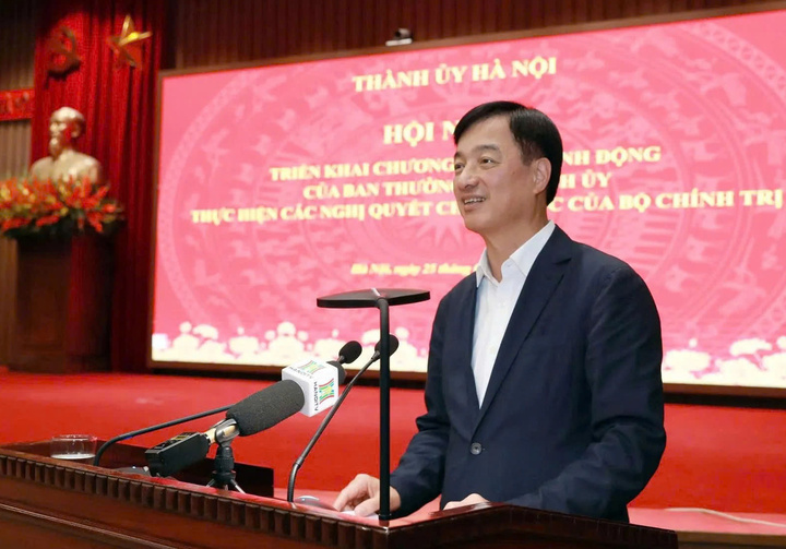 Bí thư Thành ủy Hà Nội Nguyễn Duy Ngọc phát biểu tại hội nghị. (Ảnh: Viết Thành)