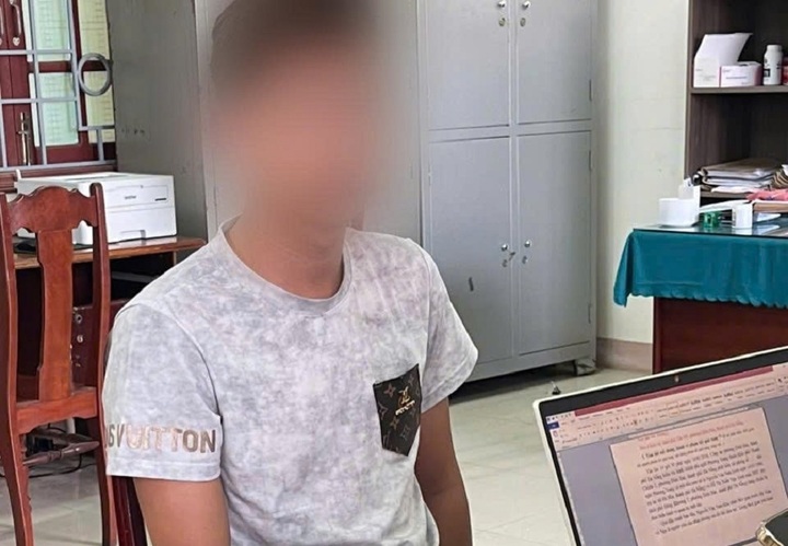 N.V.N. tại cơ quan công an. (Ảnh: C.A)