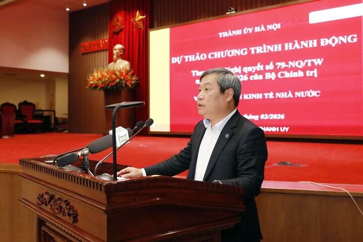 Chủ tịch UBND TP Hà Nội Vũ Đại Thắng trình bày dự thảo Chương trình hành động của Thành ủy.