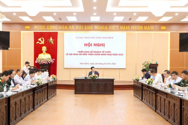 UBND tỉnh Ninh Bình làm việc với các sở, ngành và phường Nam Định về công tác chuẩn bị tổ chức Lễ hội Khai ấn Đền Trần xuân Bính Ngọ năm 2026.